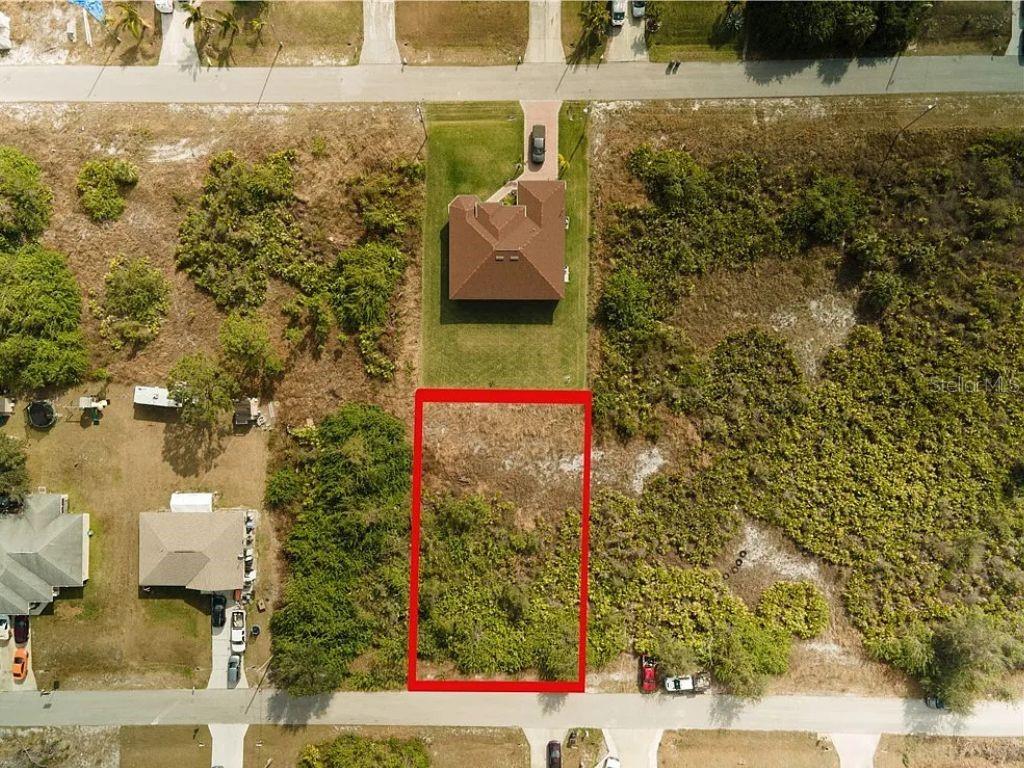Build your dream home here! This residential lot, is ready for your new construction project. Conveniently situated near shopping, dining, schools, and with easy access to major roads, this property offers both comfort and accessibility. Don’t miss the opportunity to invest or build in one of the fastest-growing areas of Southwest Florida.