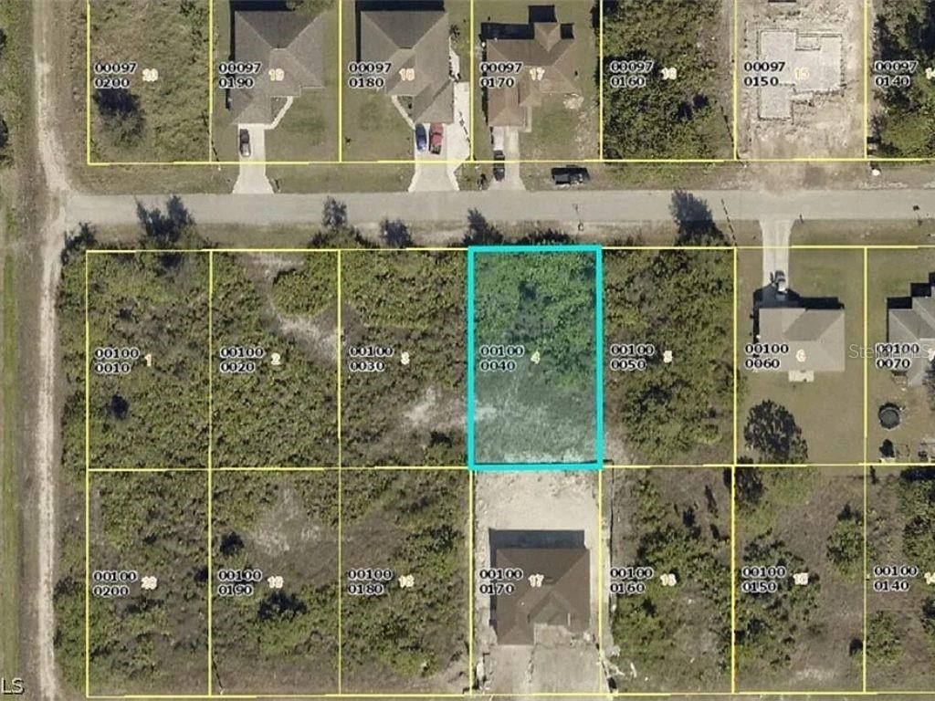 Photo of 2613 3rd Street SW, Lehigh Acres, FL 33976 (MLS # S5133362)