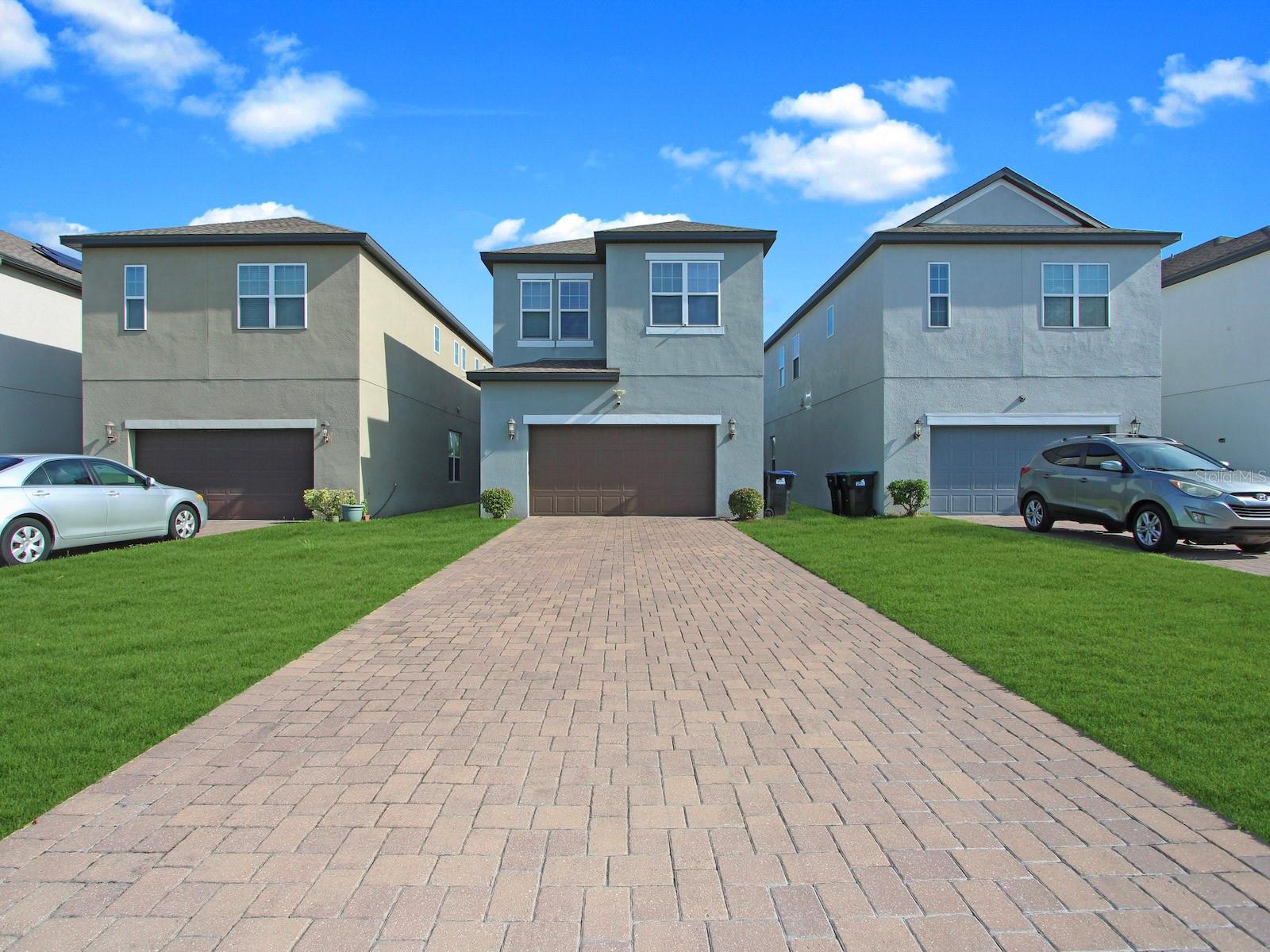 1518 ASTORIA ARBOR LANE