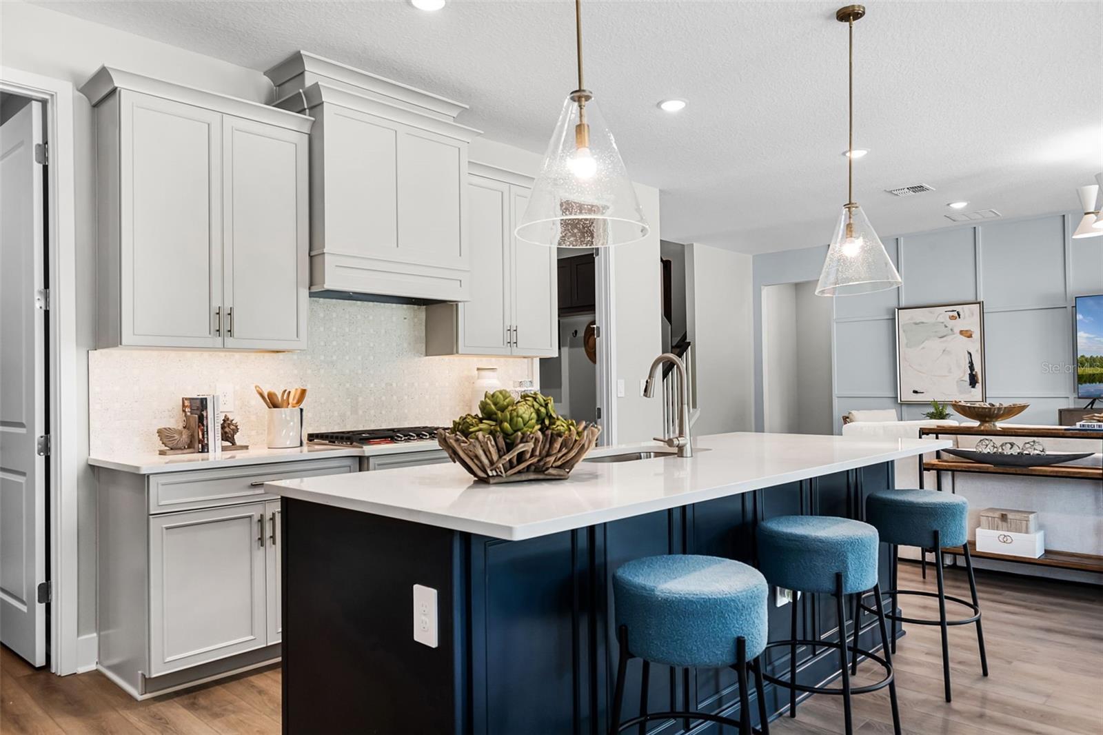 EDEN CREST - Residential