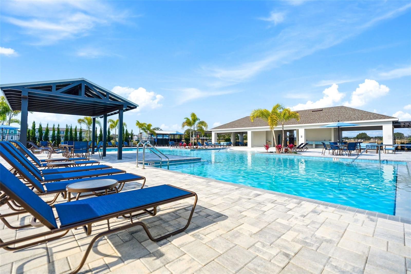 EDEN CREST - Residential