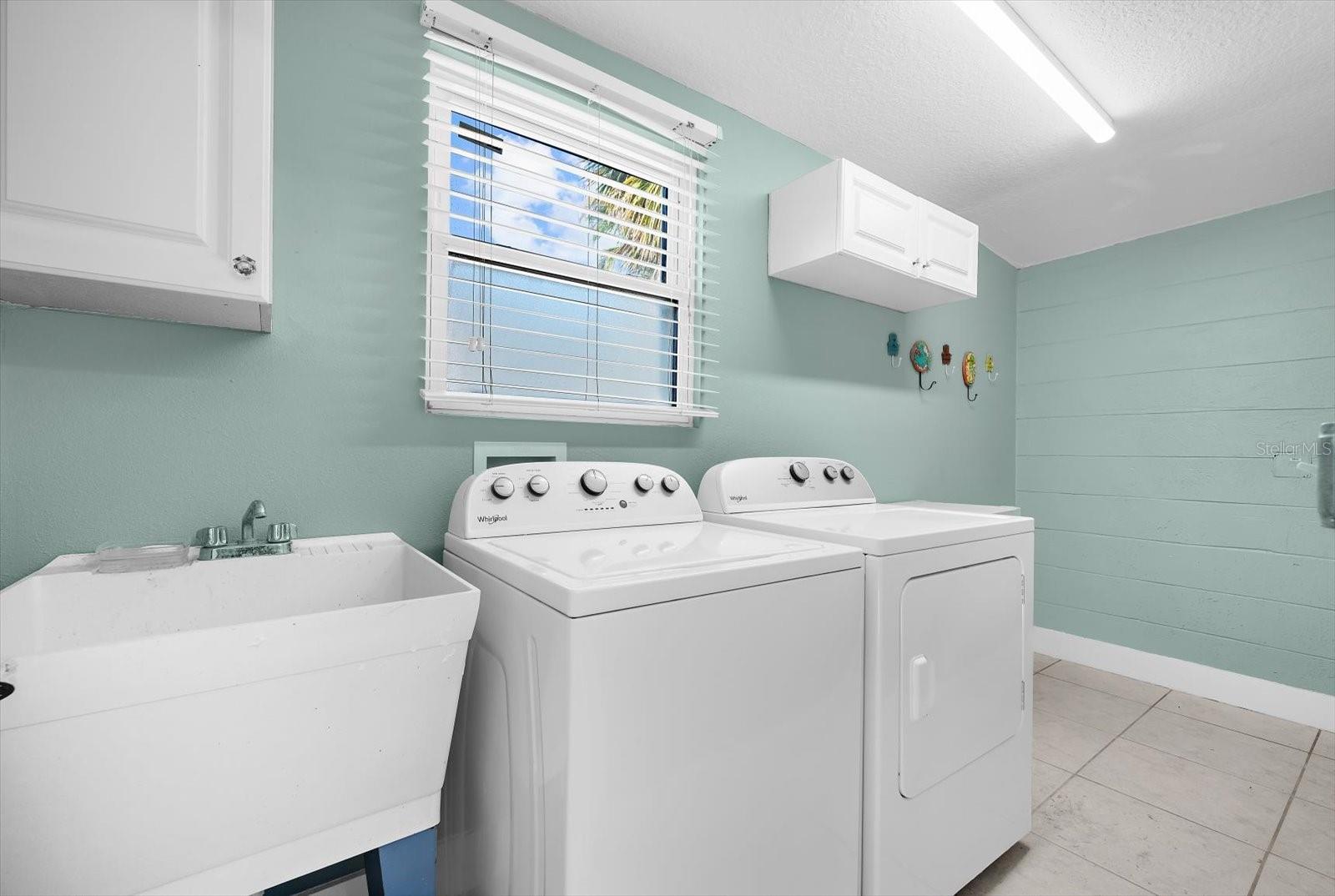 KEY ROYALE TERRACE - Residential