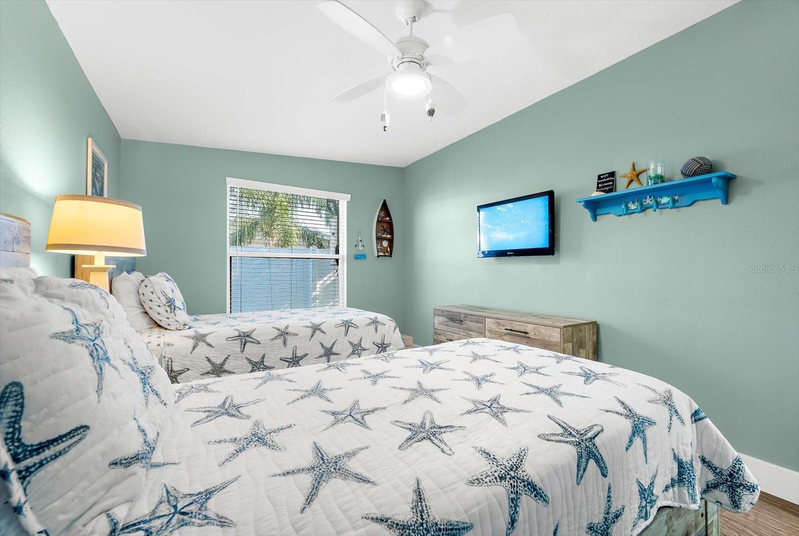 KEY ROYALE TERRACE - Residential