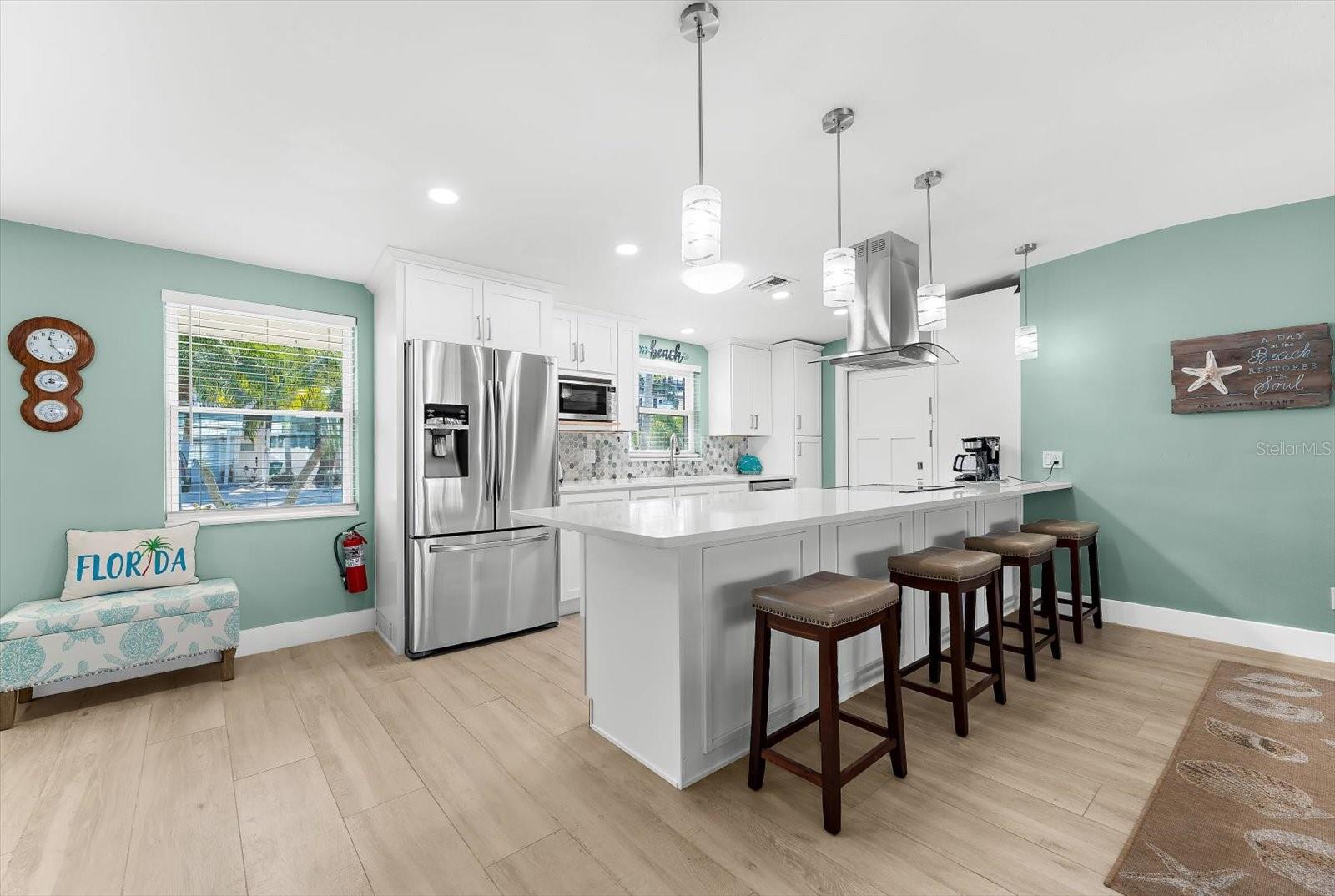 KEY ROYALE TERRACE - Residential