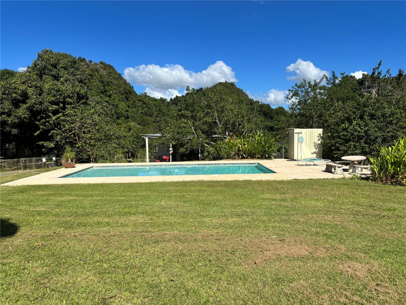 14 PR -146 FRONTON, CIALES - Residential