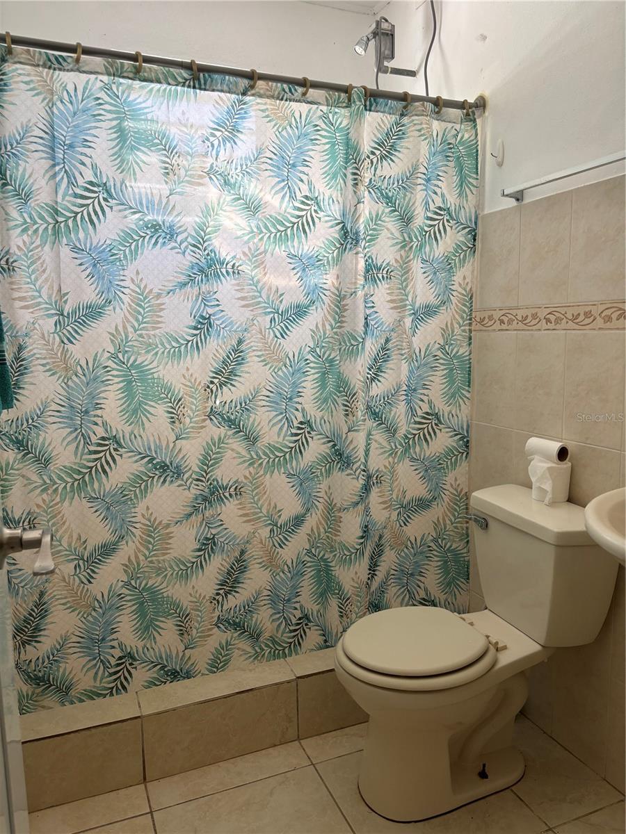 14 PR -146 FRONTON, CIALES - Residential