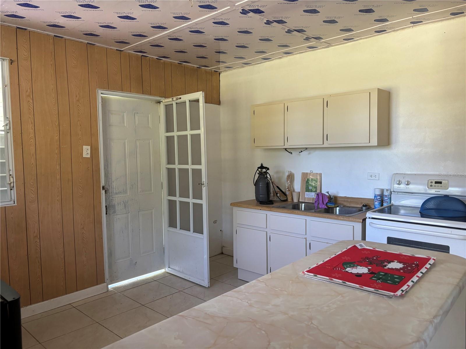 14 PR -146 FRONTON, CIALES - Residential