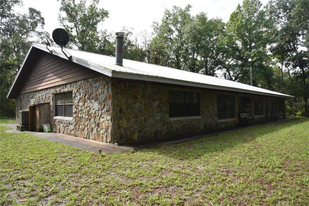 Photo of 8650 NW 136th Avenue, Chiefland, FL 32626 (MLS # OM729452)