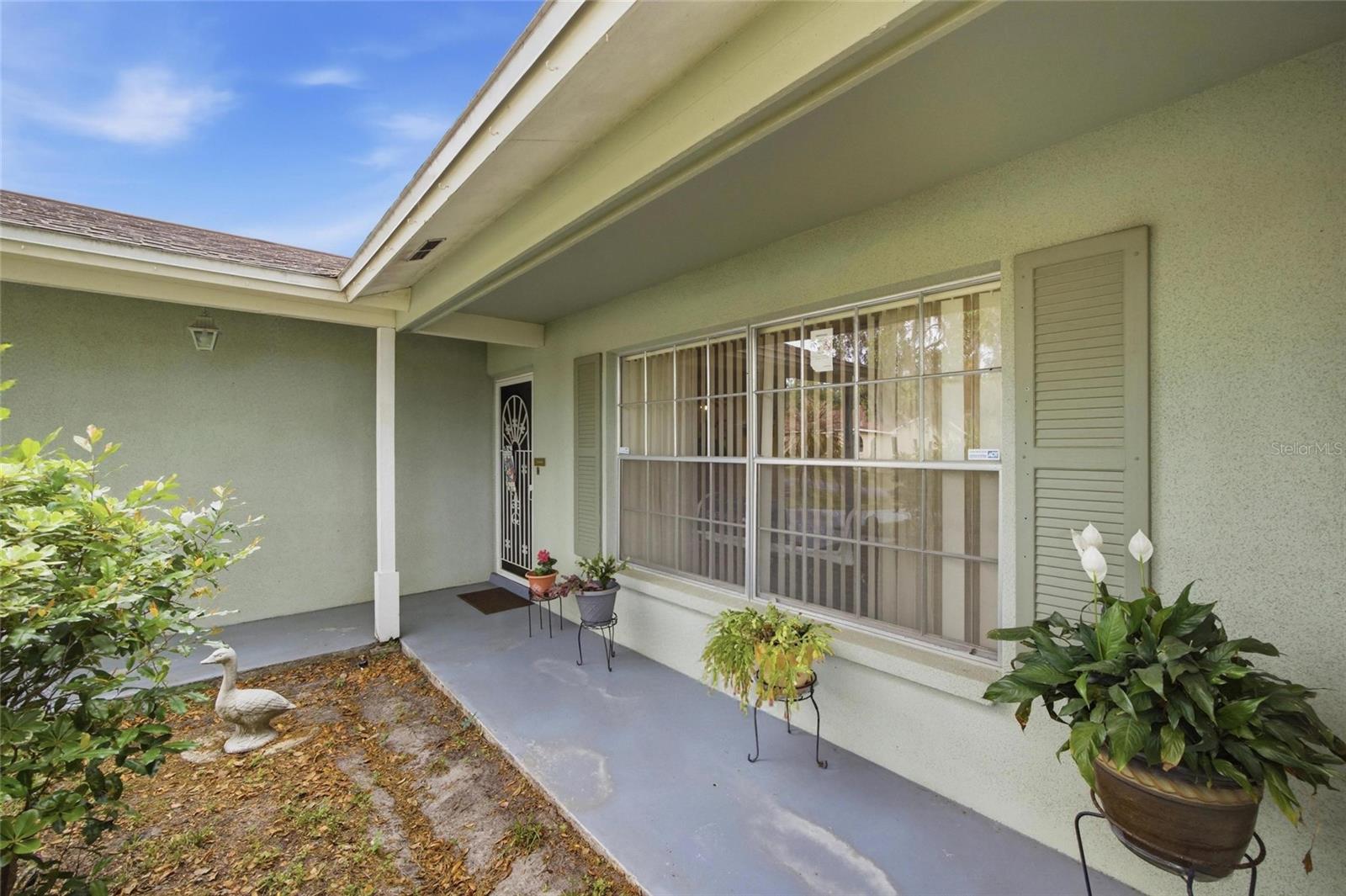 1468 GREENVIEW AVENUE