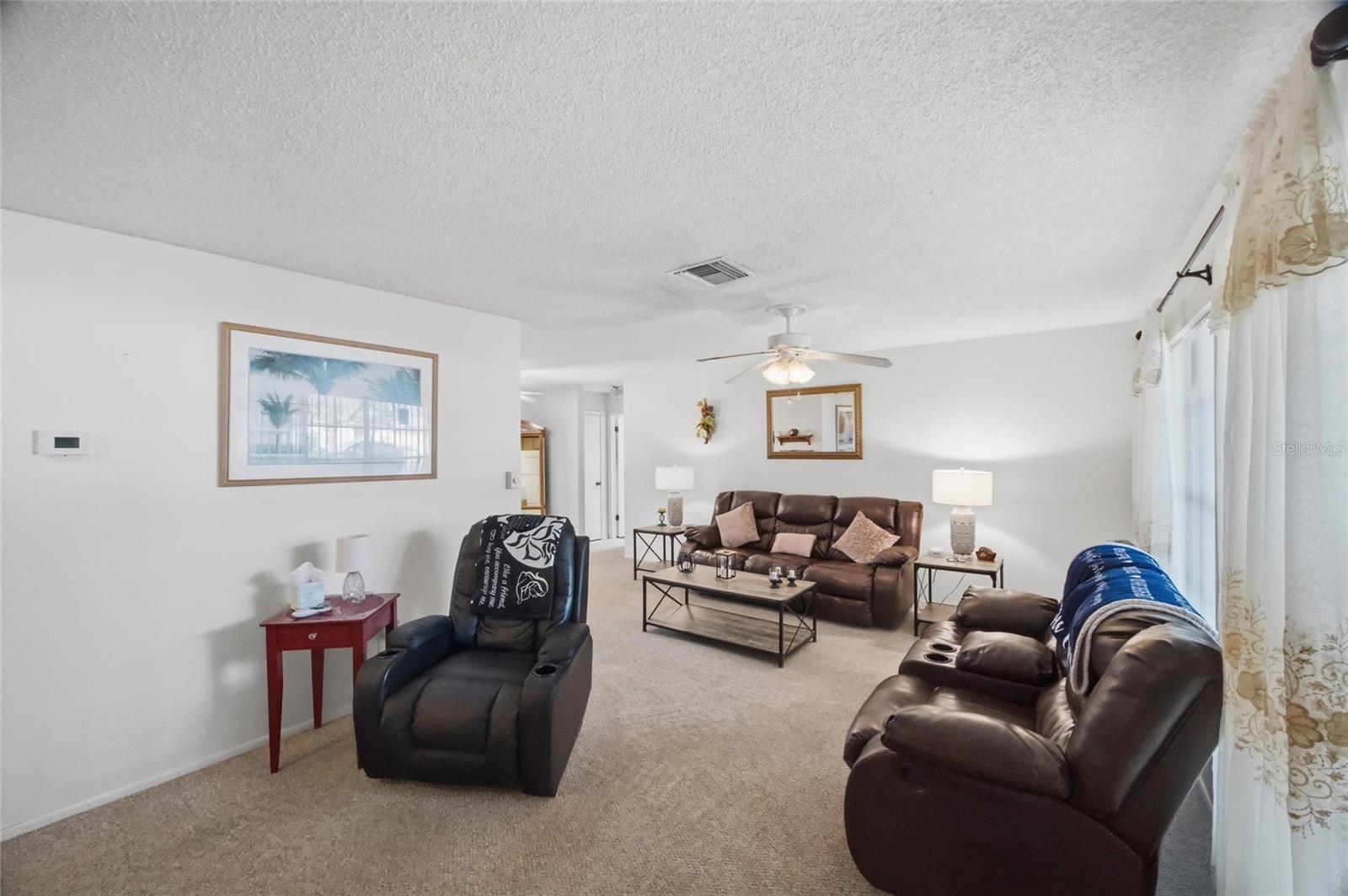 1468 GREENVIEW AVENUE