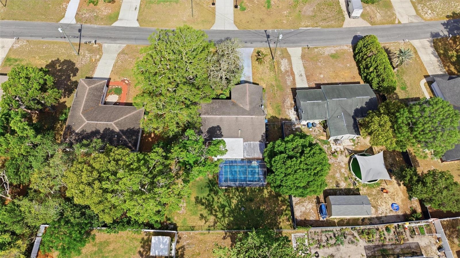 SPRING HILL - Residential