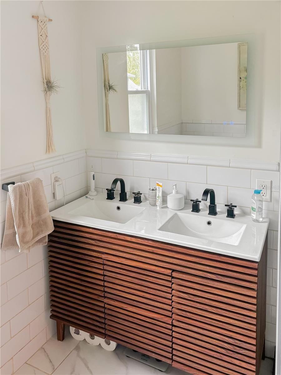 HODGSON - Residential Income