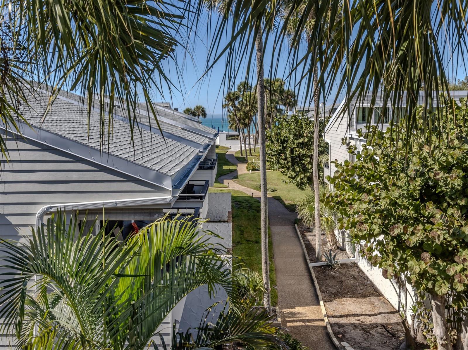 BAHIA VISTA GULF - Residential