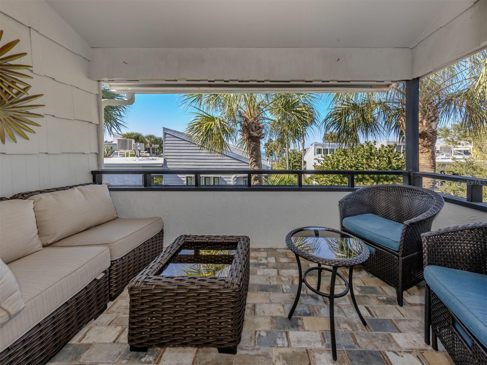 BAHIA VISTA GULF - Residential