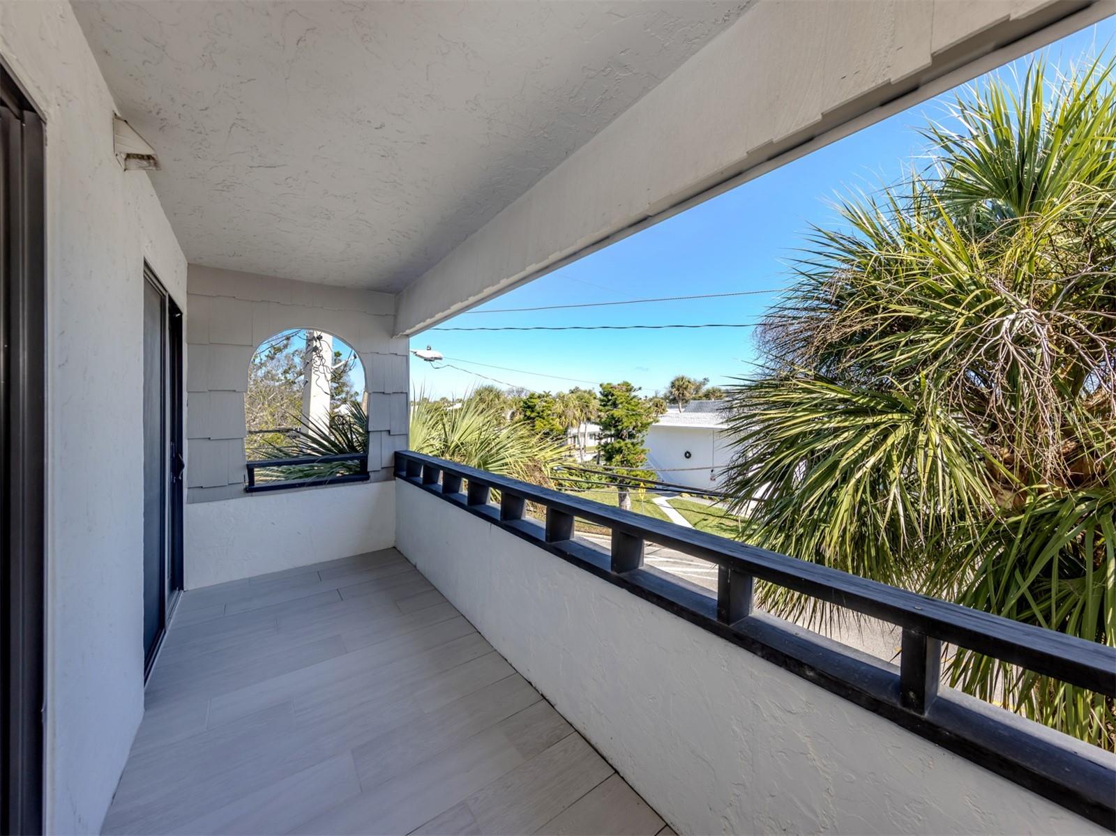 BAHIA VISTA GULF - Residential