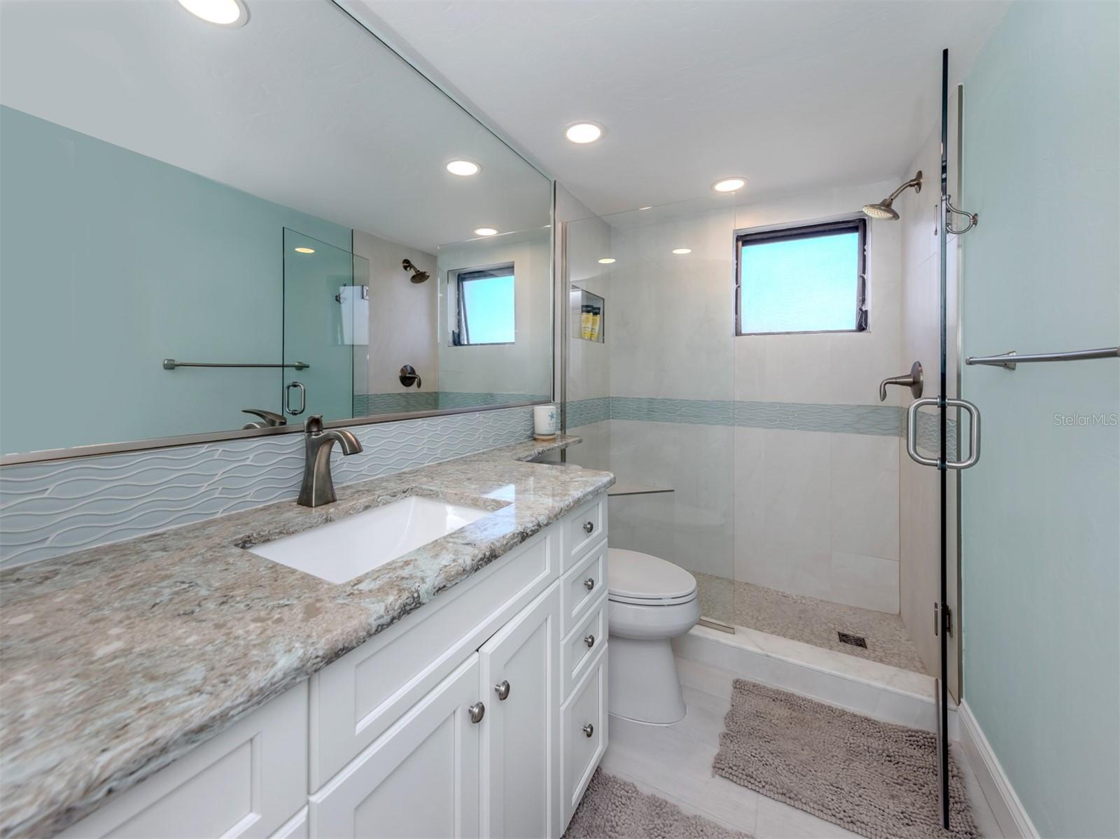 BAHIA VISTA GULF - Residential