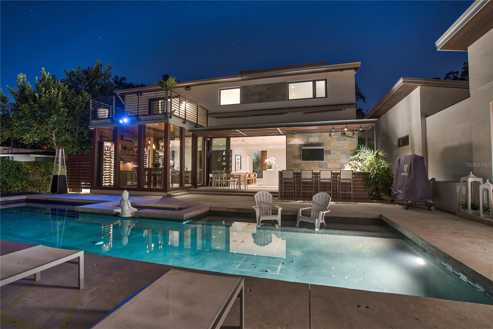 BEVERLY SHORES - Residential