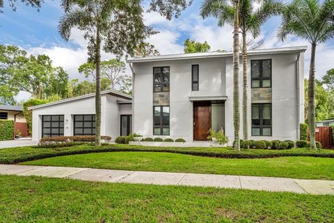 Photo of 1411 Nottingham Street, Orlando, FL 32803 (MLS # O6355930)