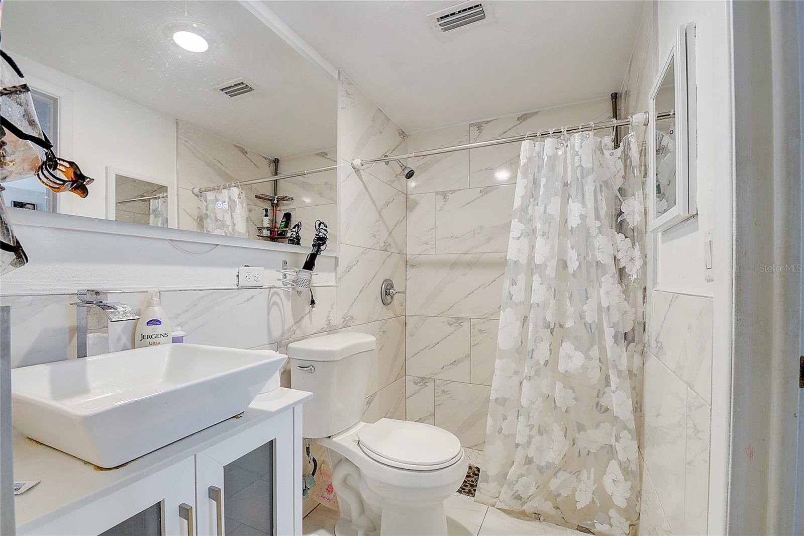 BEACON WOODS VILLAGE - Residential