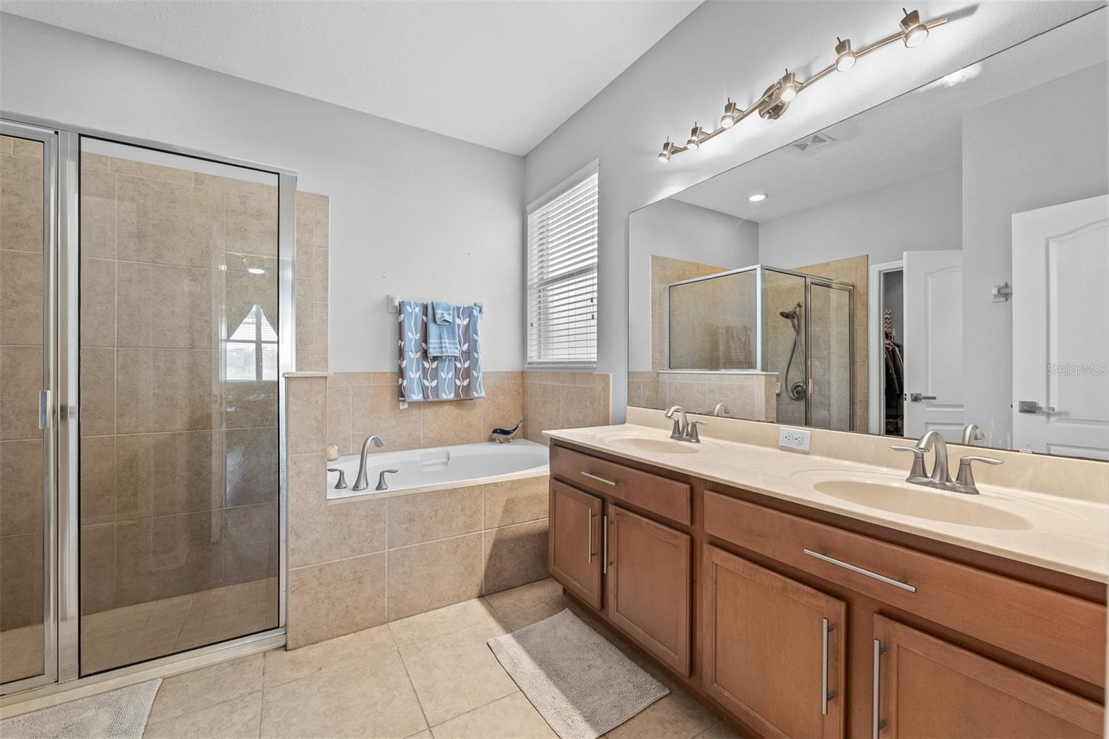 BELLA VIDA - Residential