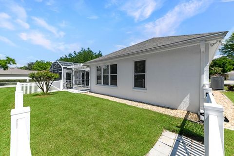 Tiny photo for 1901 Park Forest Boulevard, Mount Dora, FL 32757 (MLS # G5109489)