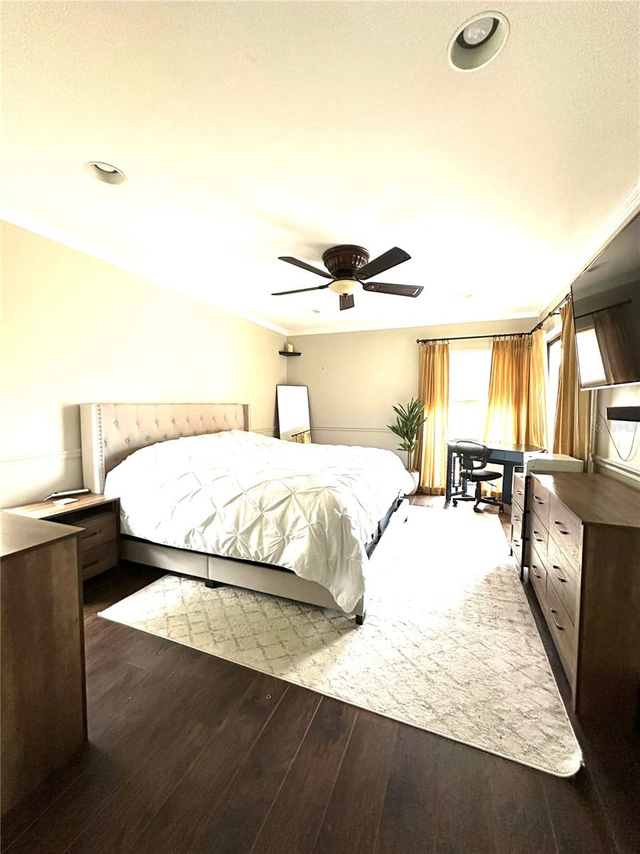 ASPENWOOD AT GRENELEFE PH 01 CONDO - Residential