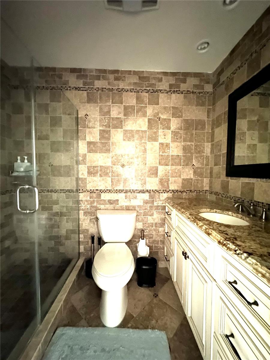 ASPENWOOD AT GRENELEFE PH 01 CONDO - Residential