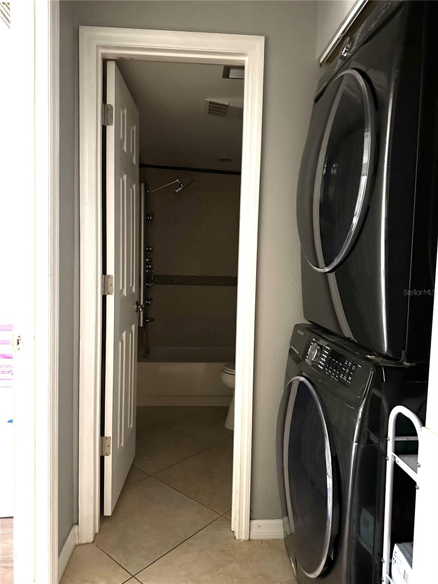 ASPENWOOD AT GRENELEFE PH 01 CONDO - Residential