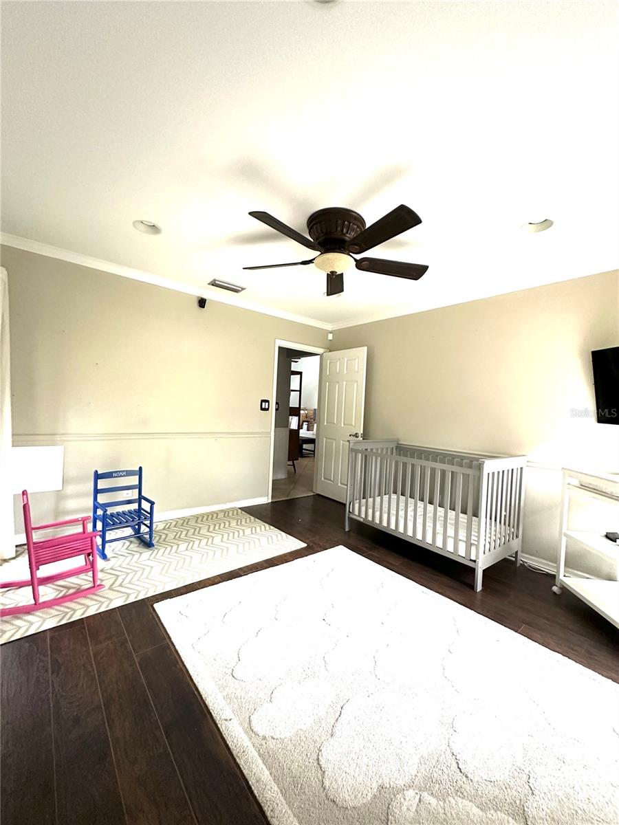 ASPENWOOD AT GRENELEFE PH 01 CONDO - Residential