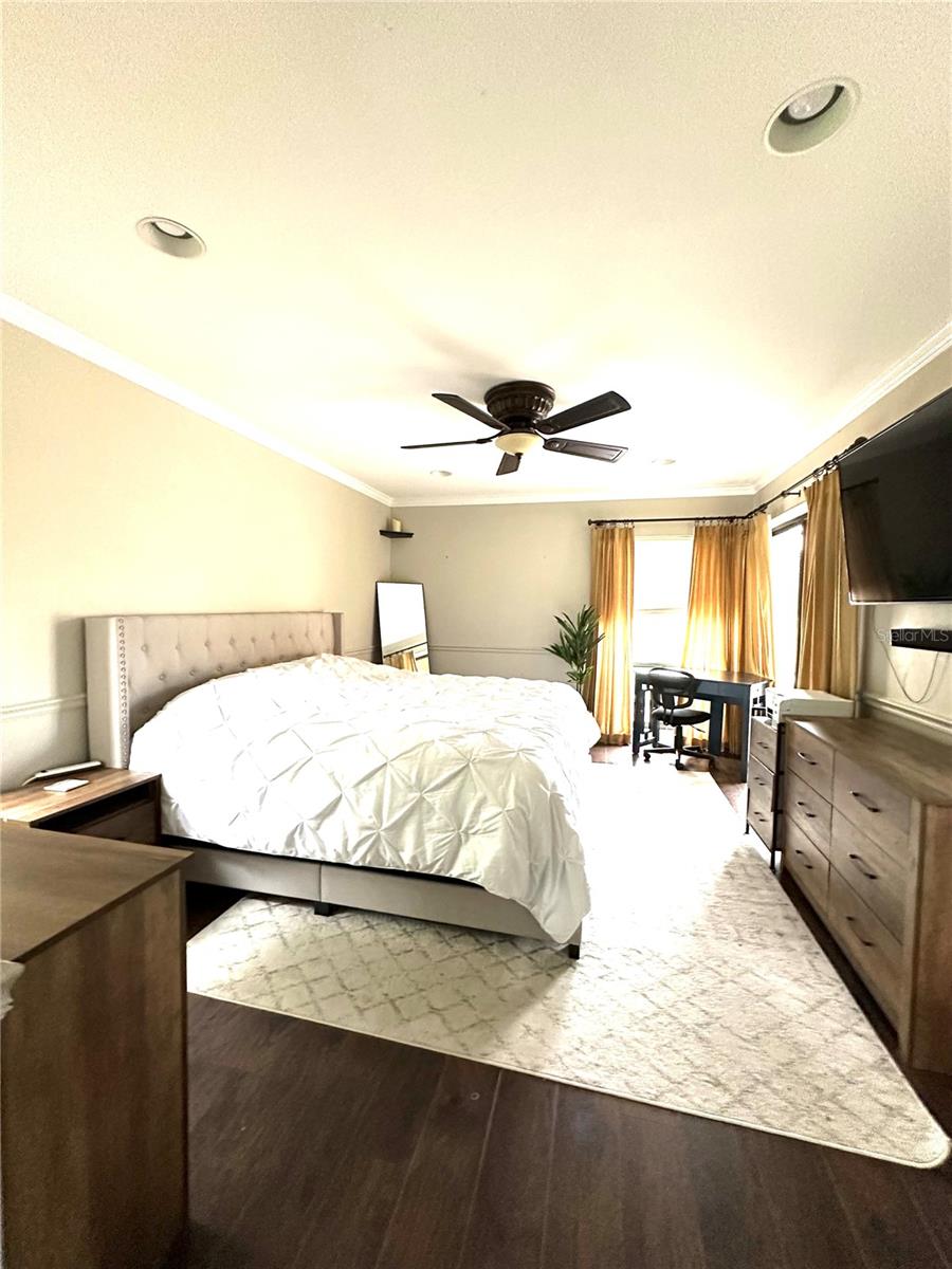 ASPENWOOD AT GRENELEFE PH 01 CONDO - Residential