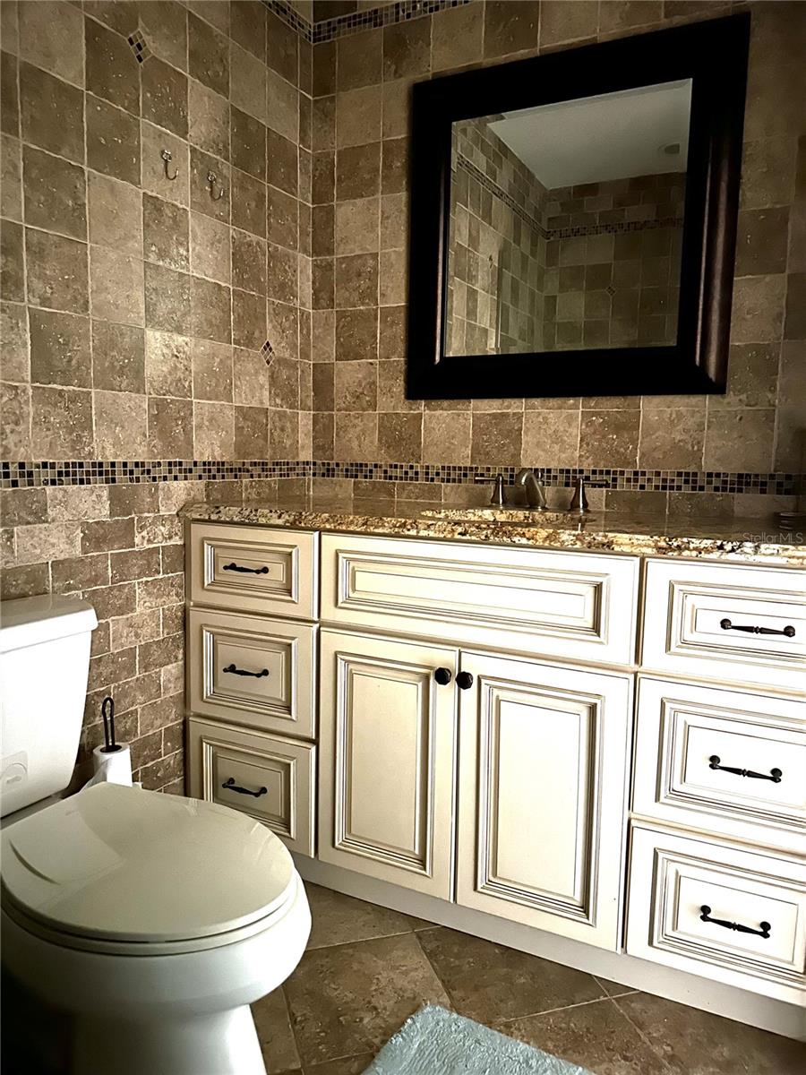 ASPENWOOD AT GRENELEFE PH 01 CONDO - Residential