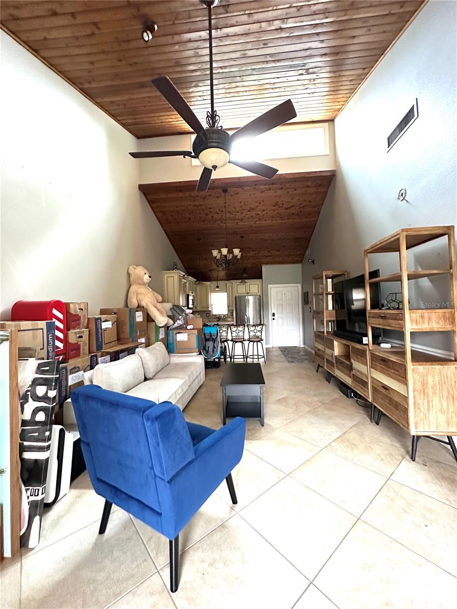 ASPENWOOD AT GRENELEFE PH 01 CONDO - Residential