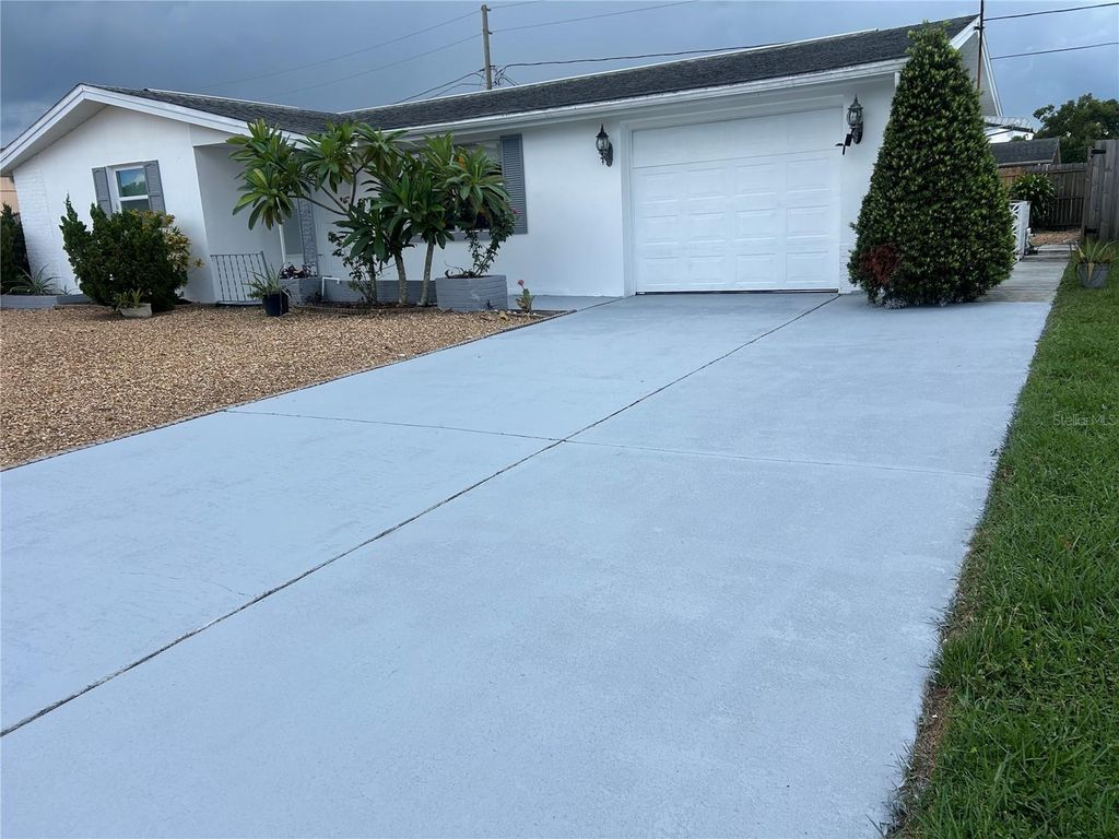 Photo of 5724 Mosaic Drive, Holiday, FL 34690 (MLS # TB8460064)