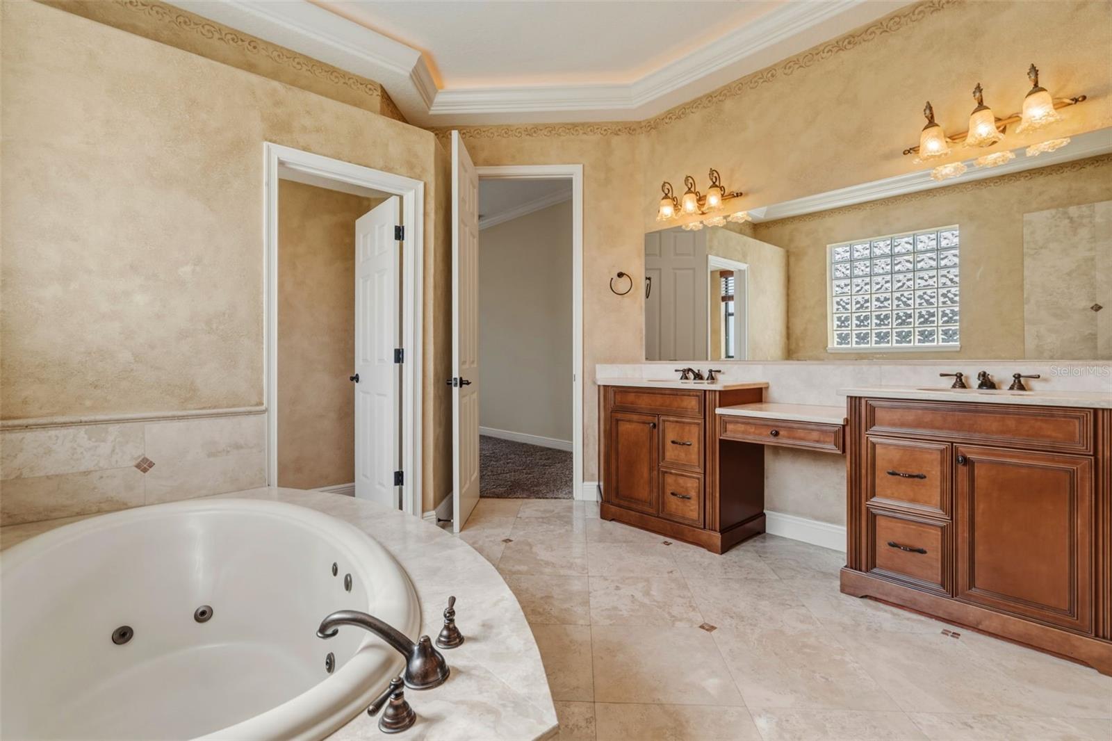 VENEZIA - Residential