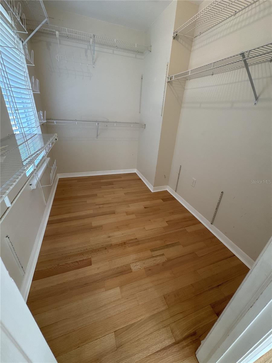 NORTH NEW SUBURB BEAUTIFUL - Residential