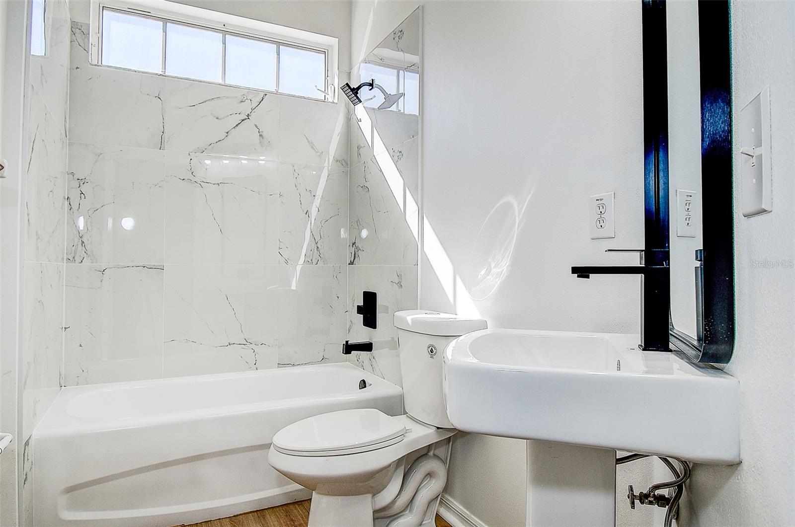 TURNBERRY AT THE EAGLES UN 2 - Residential