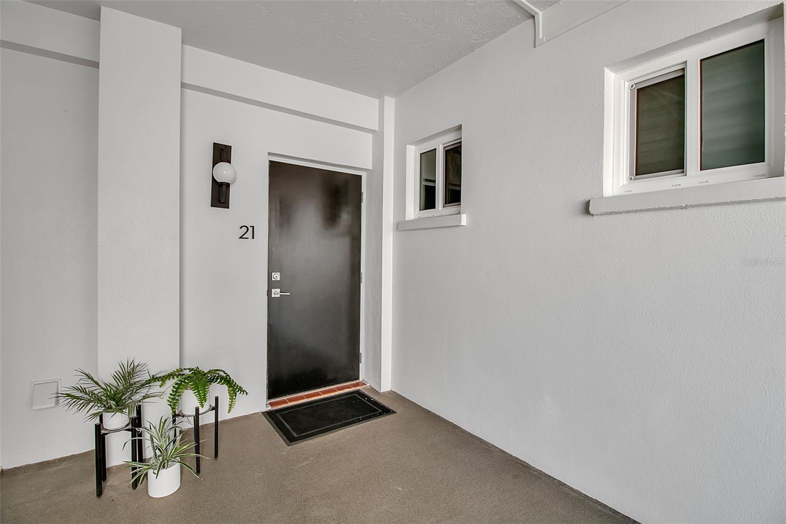 HARBOR HOUSE WEST - Residential