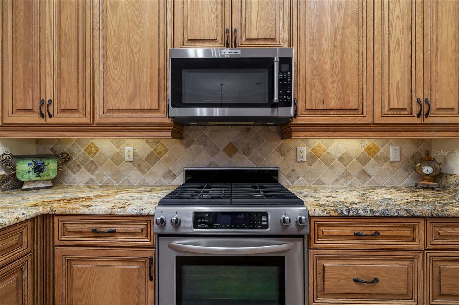 WATERLEFE GOLF & RIVER CLUB - Residential