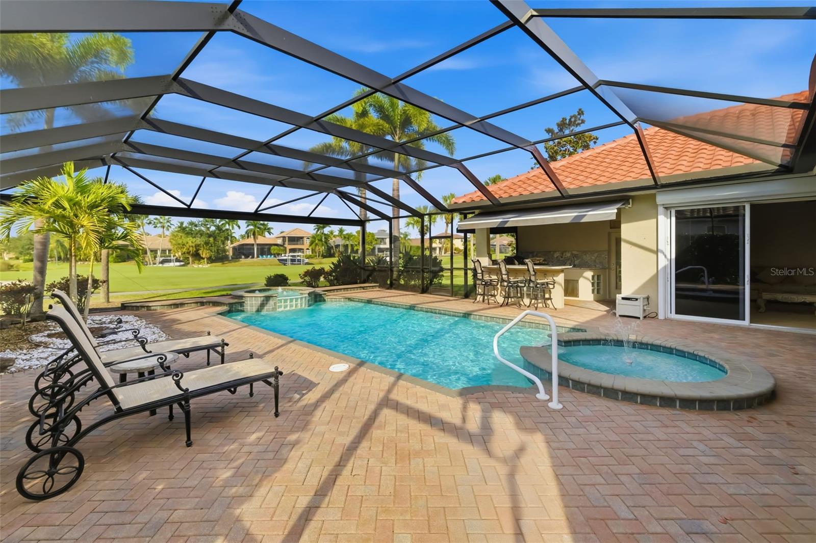 WATERLEFE GOLF & RIVER CLUB - Residential