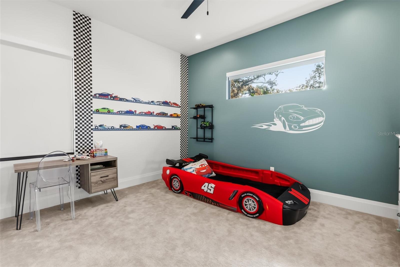 VERGE HELEN MINOR SUBDIVISION - Residential