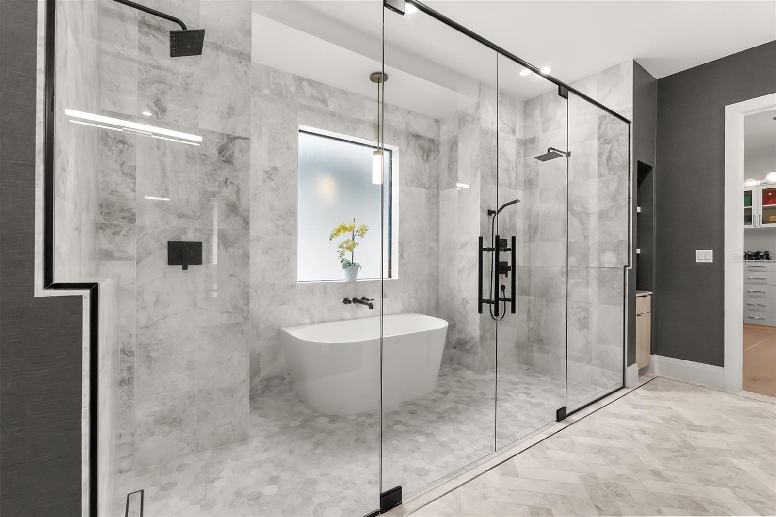 VERGE HELEN MINOR SUBDIVISION - Residential