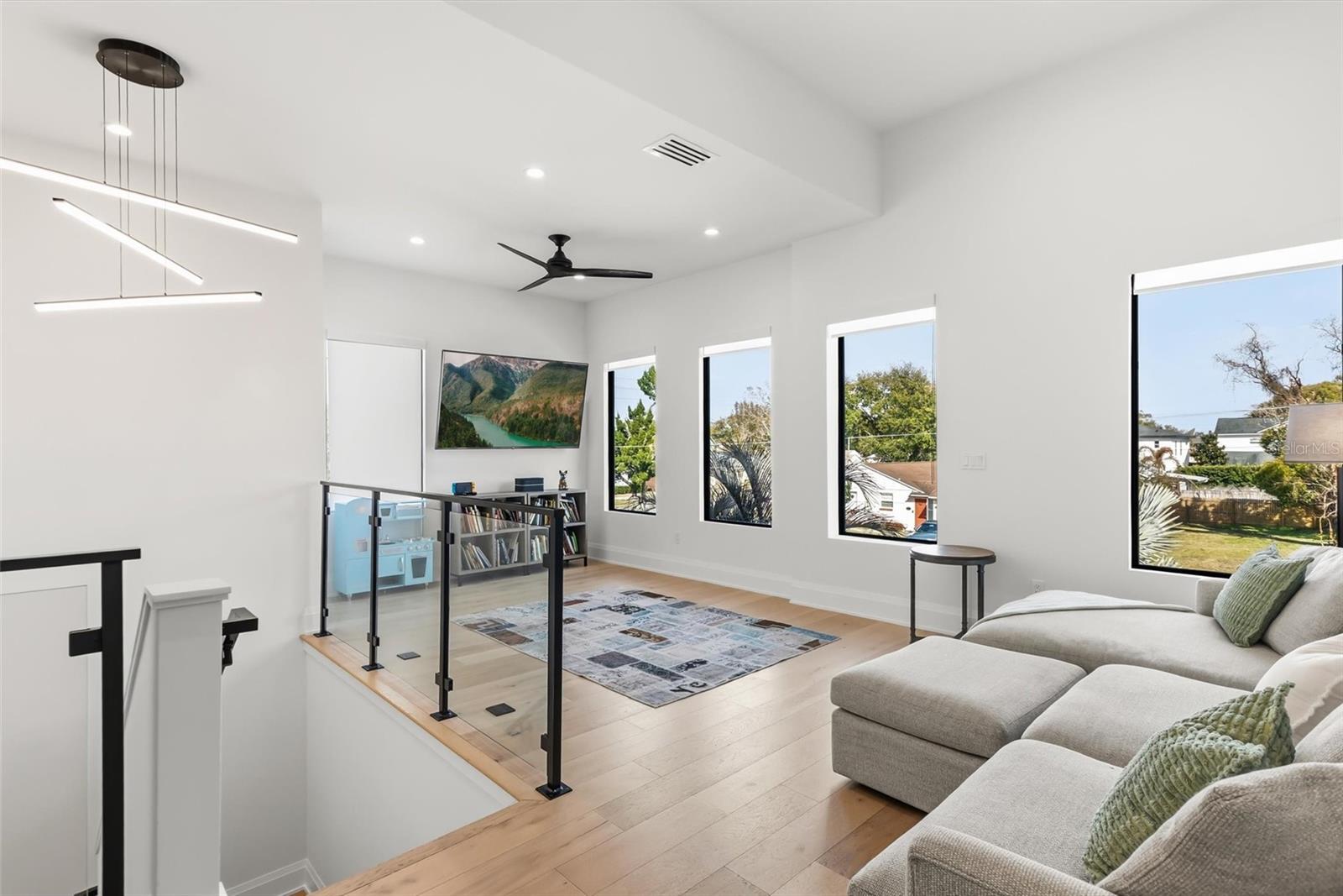 VERGE HELEN MINOR SUBDIVISION - Residential