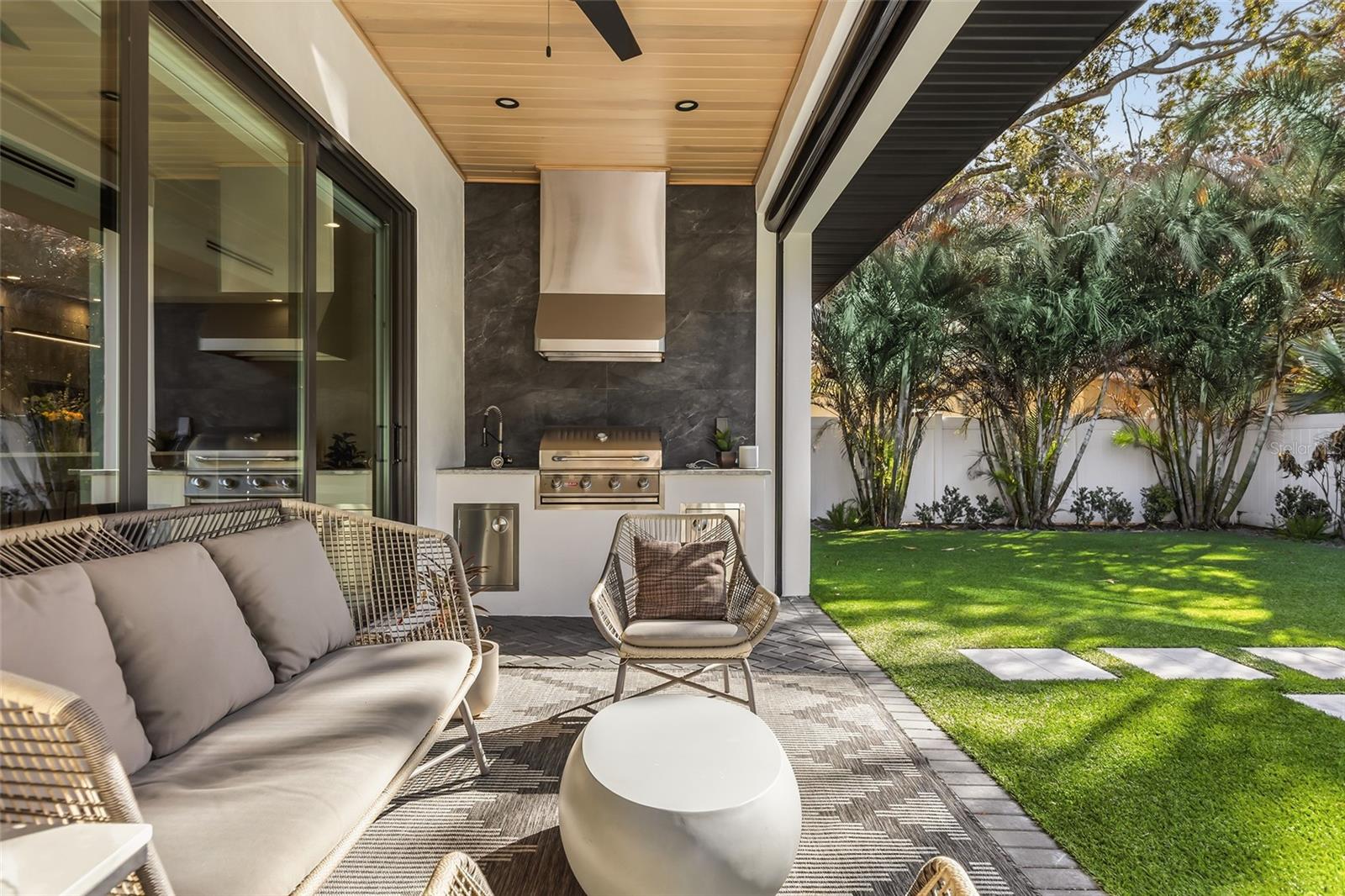 VERGE HELEN MINOR SUBDIVISION - Residential