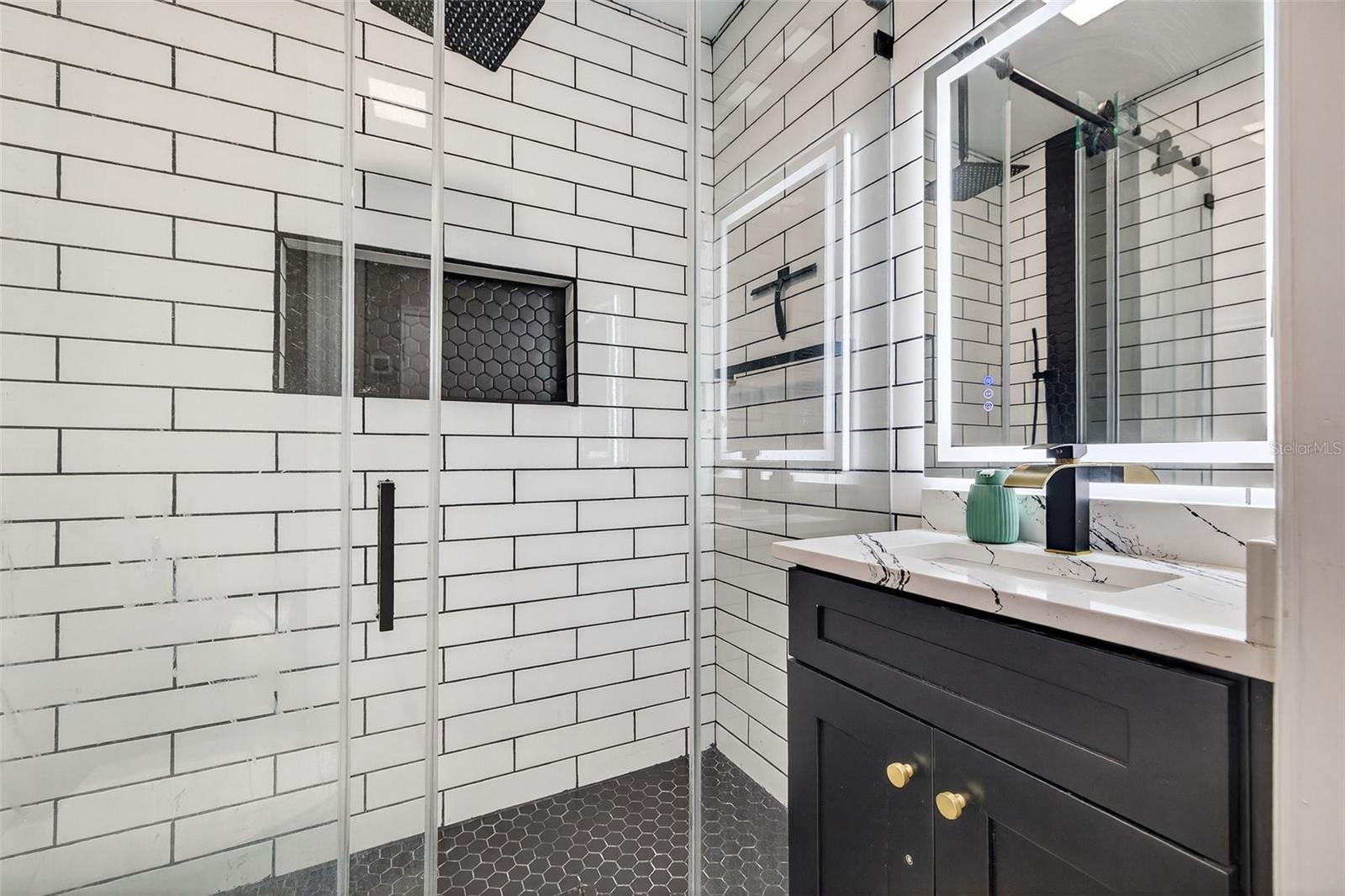 ALTERRA - Residential