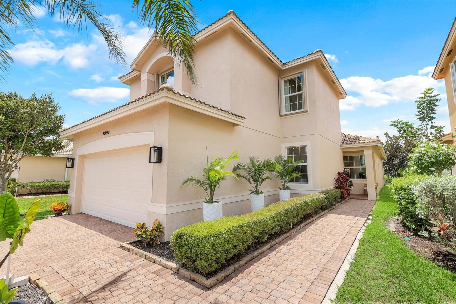 10490 SPRUCE PINE COURT