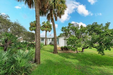 A home in DAYTONA BEACH