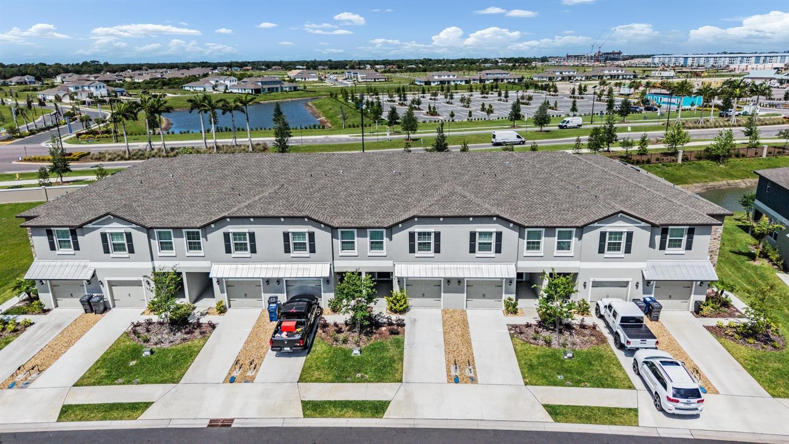 SEAIRE TOWNHOMES - Residential