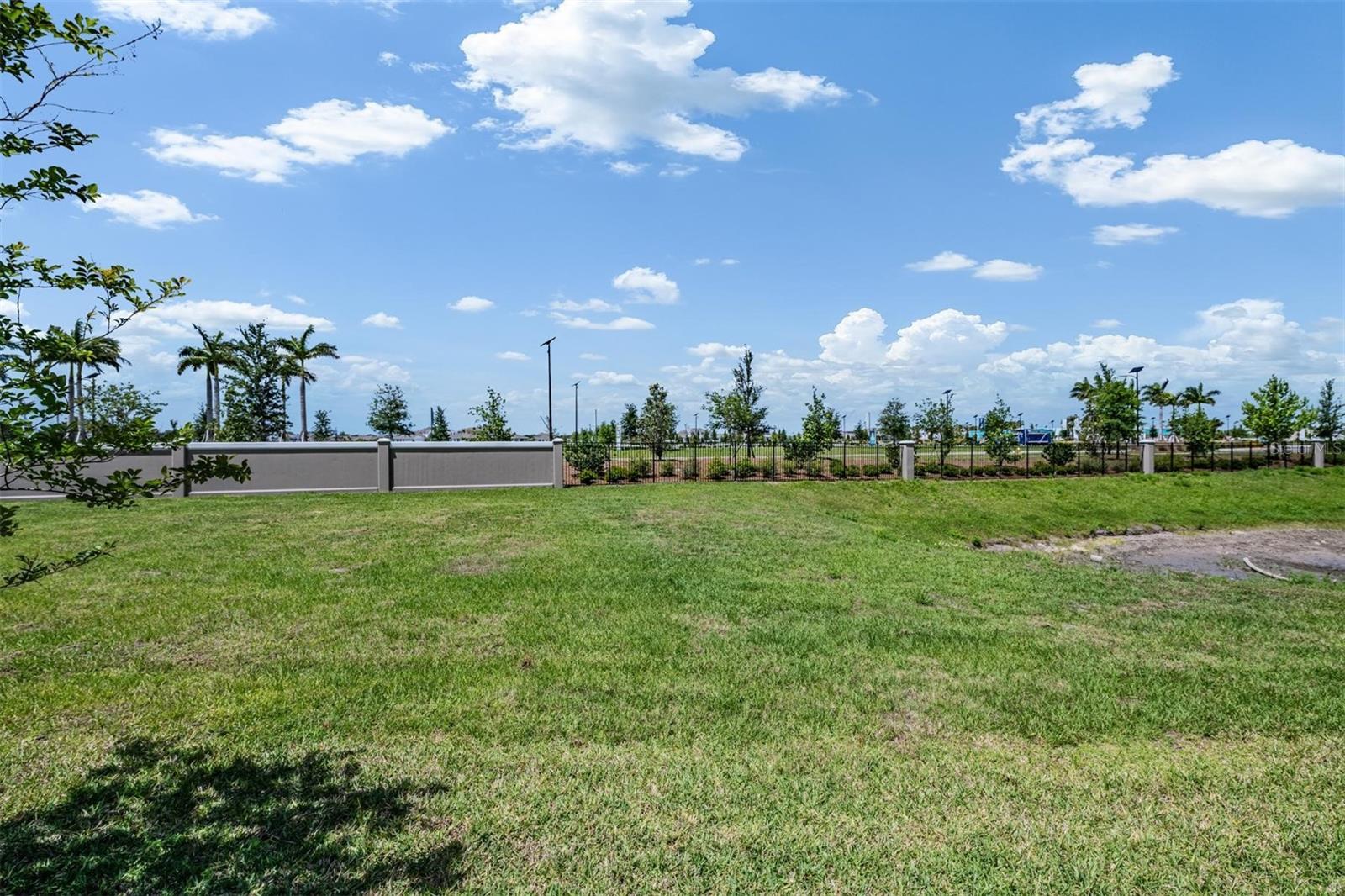 SEAIRE TOWNHOMES - Residential