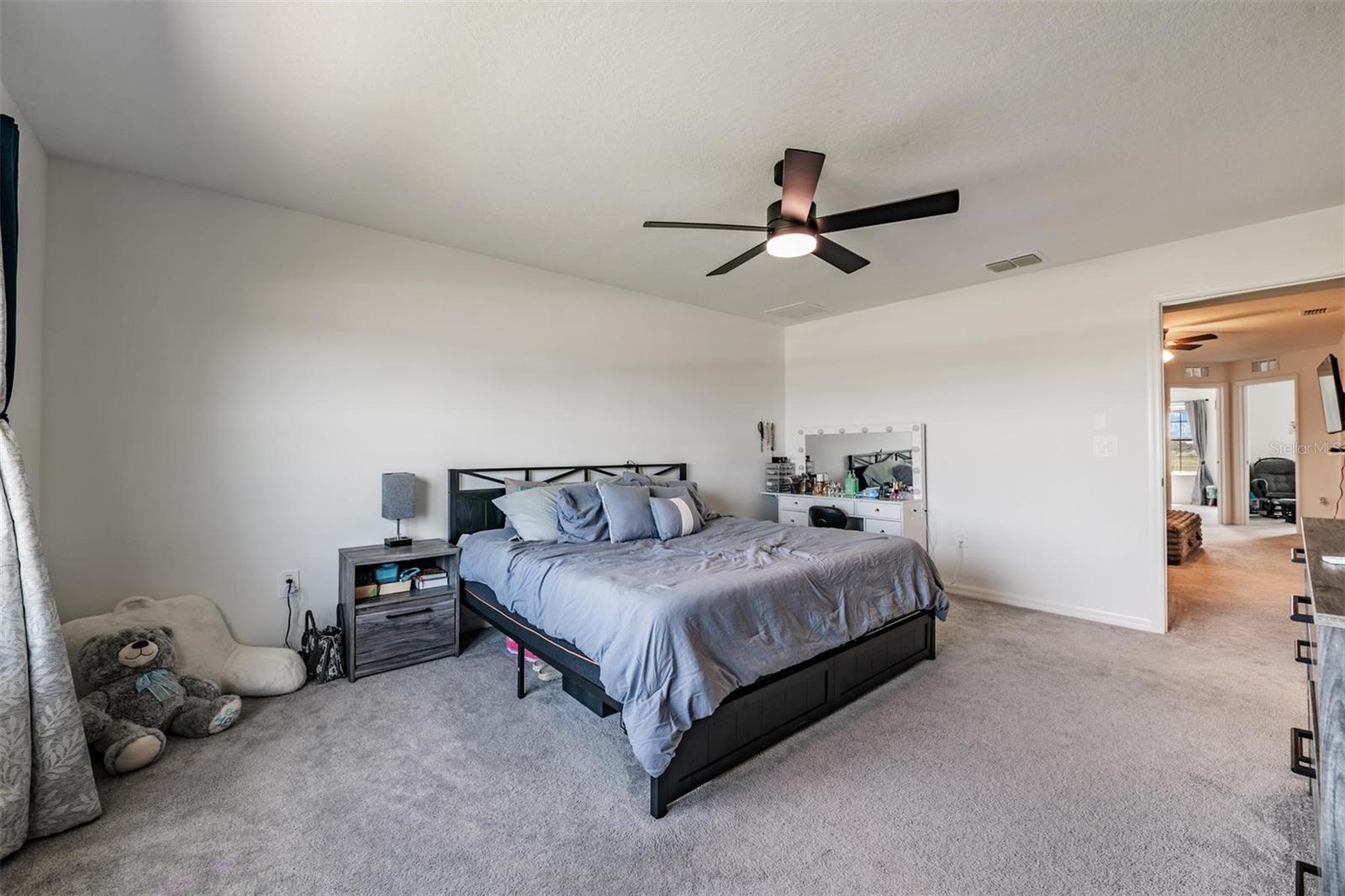 SEAIRE TOWNHOMES - Residential