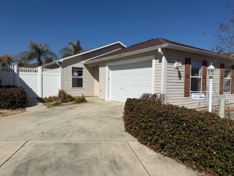 Photo of 2440 Iverson Court, The Villages, FL 32162 (MLS # OM719719)